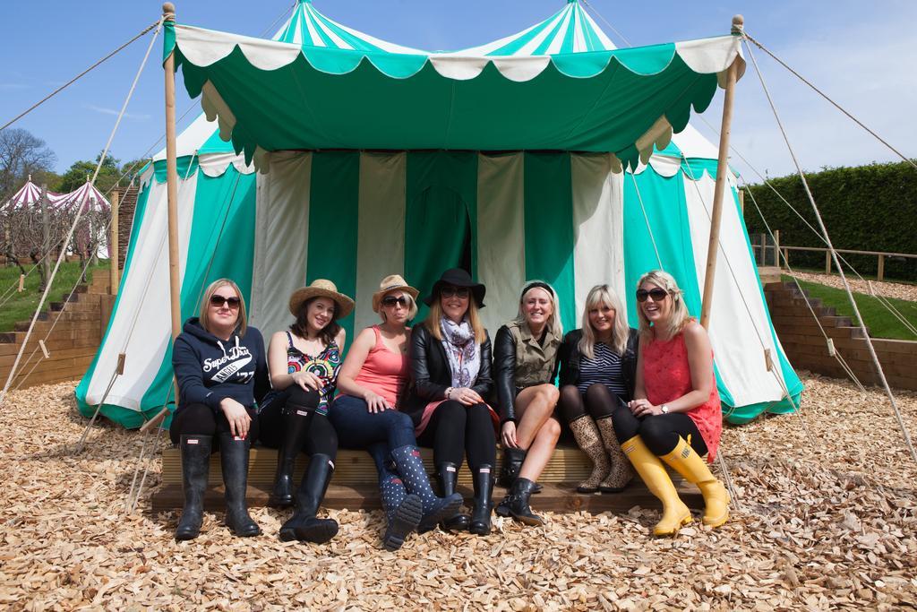 Hotel Leeds Castle Knights Glamping Exterior foto